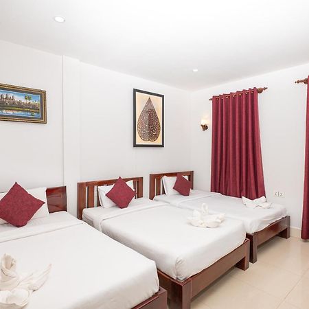Damnak Soksan Hotel Siem Reap Bagian luar foto