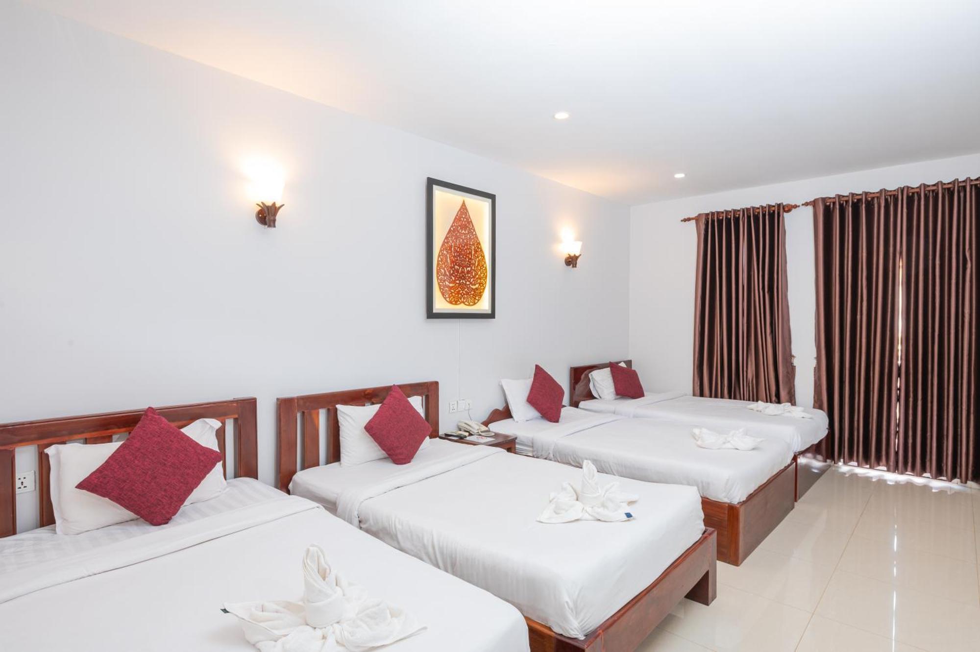 Damnak Soksan Hotel Siem Reap Bagian luar foto