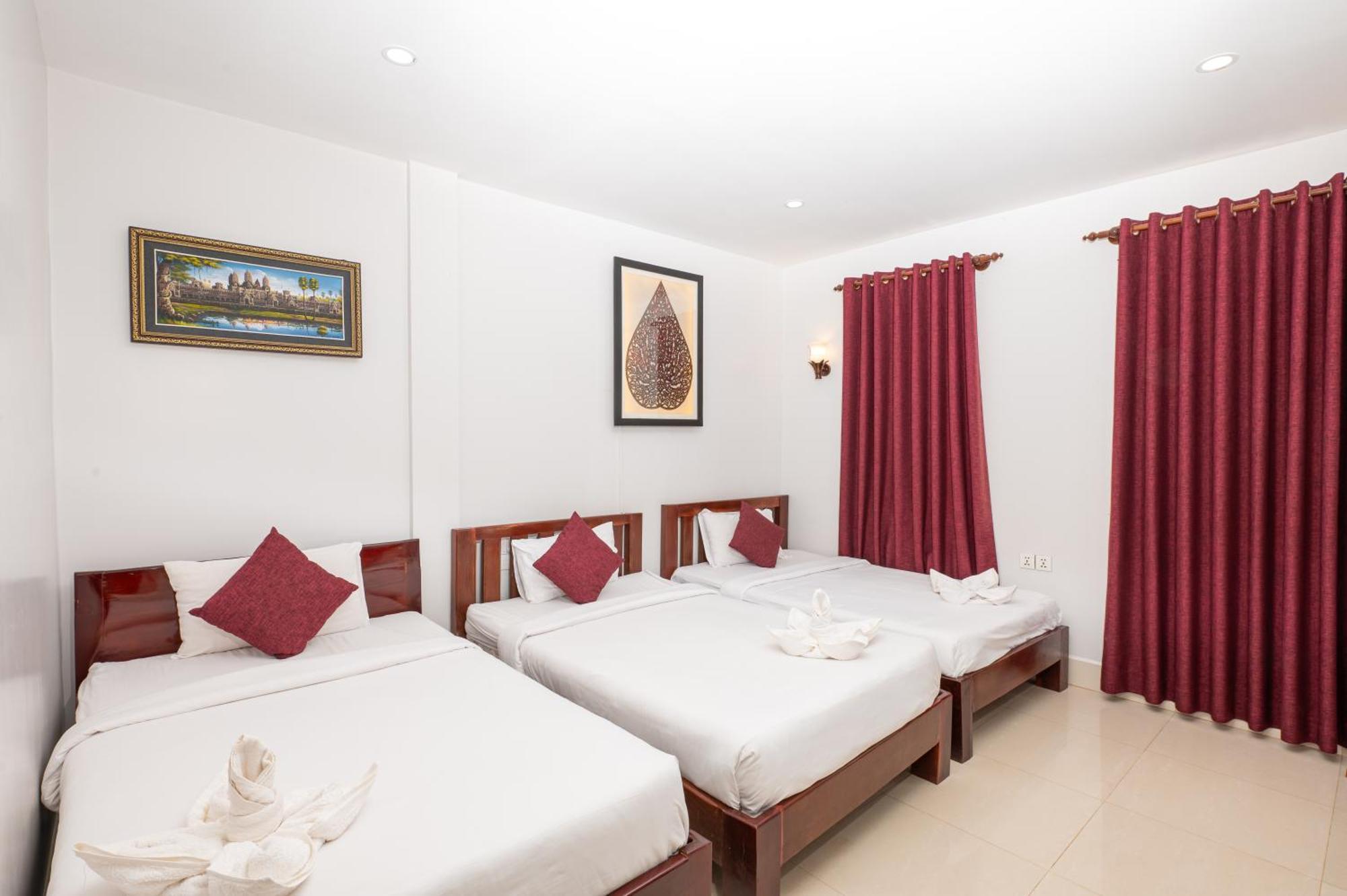 Damnak Soksan Hotel Siem Reap Bagian luar foto