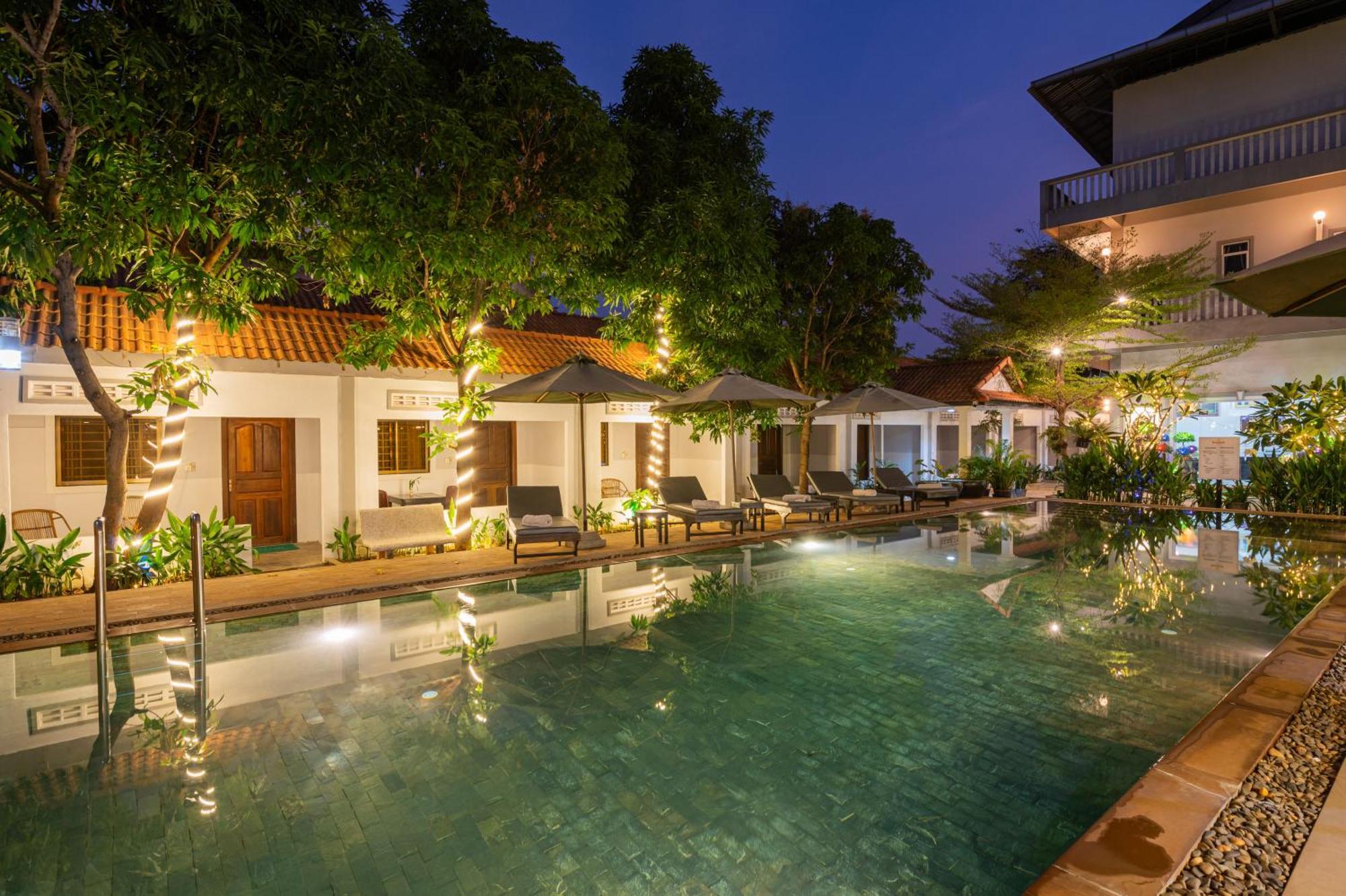 Damnak Soksan Hotel Siem Reap Bagian luar foto