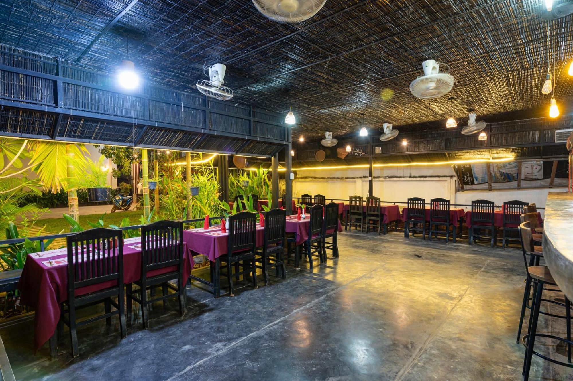 Damnak Soksan Hotel Siem Reap Bagian luar foto