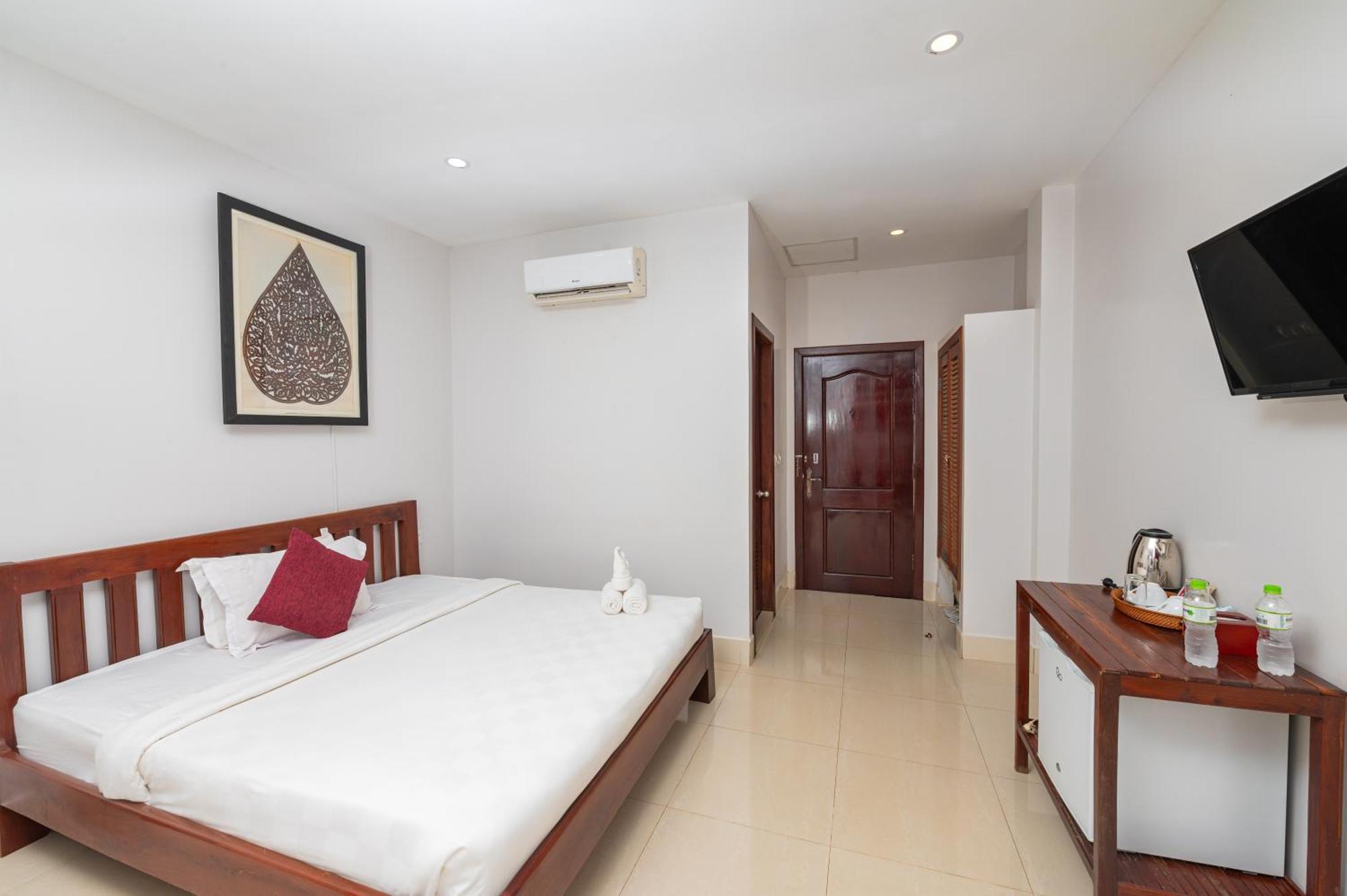 Damnak Soksan Hotel Siem Reap Bagian luar foto