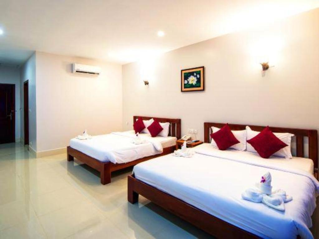 Damnak Soksan Hotel Siem Reap Bagian luar foto