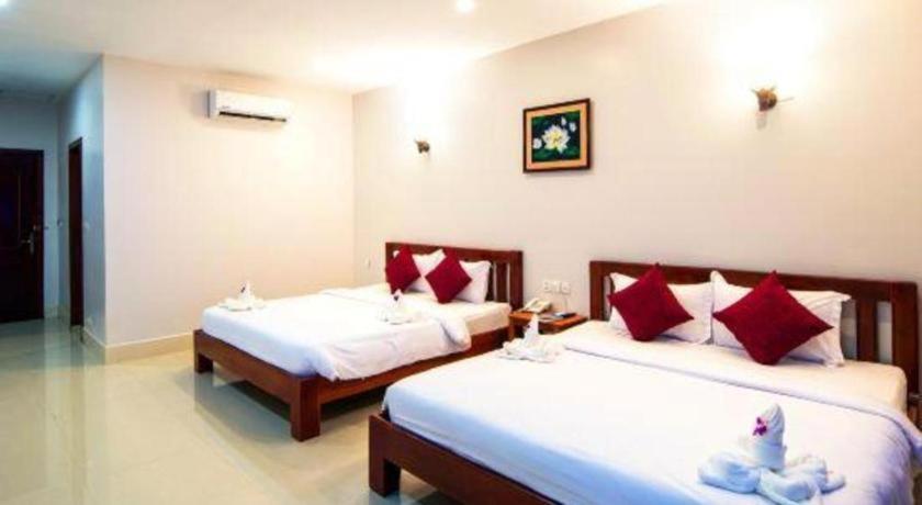 Damnak Soksan Hotel Siem Reap Bagian luar foto